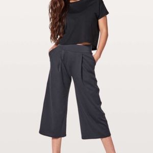 Lululemon Can You Feel the Pleat Crop